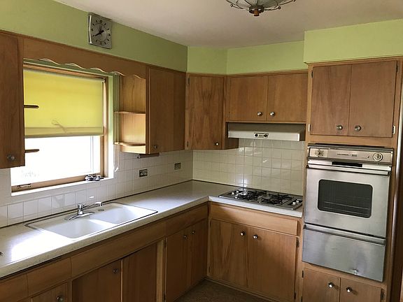 2nd image of 1030 N Wilshire Ln
