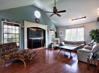 34 Carolyn Ct, Eatontown, NJ 07724