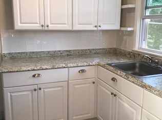 691-695 Parker St, Perth Amboy, NJ 08861