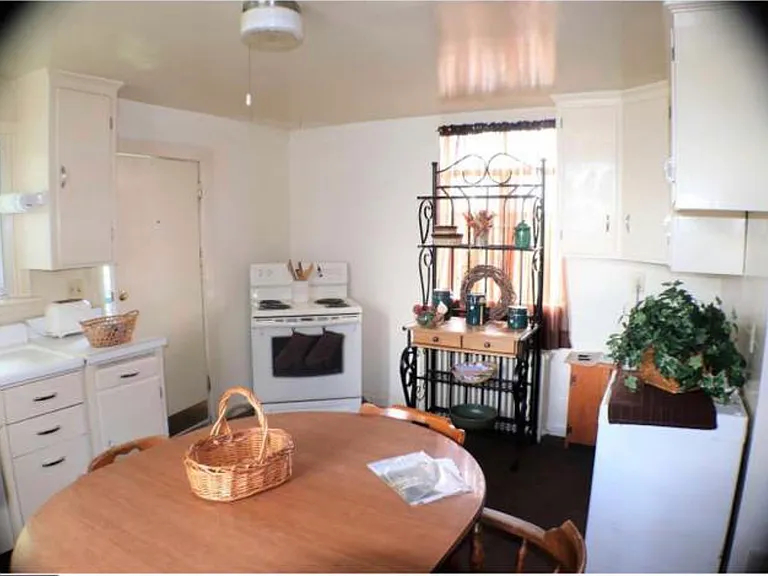 127 S Lehigh Ave #B — Photo 16