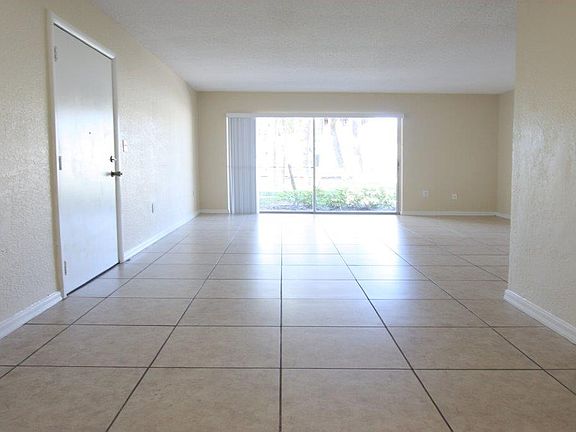 5th image of 421 Executive Center Dr APT 101
