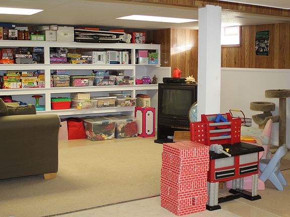 5th image of 58 Gaslight Trl
