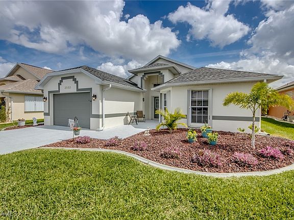 2nd image of 3552 Sabal Springs Blvd