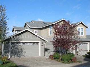 10160 SE Bristol Loop, Happy Valley, OR 97086