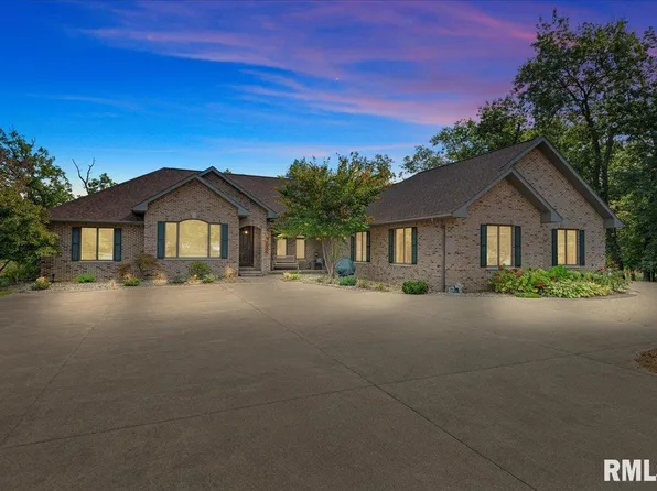 3508 Roosevelt Rd, Taylorville, IL 62568