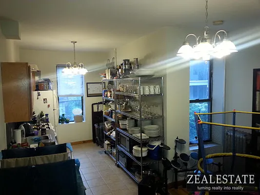 Rented by ZealEstate Group Inc | media 34