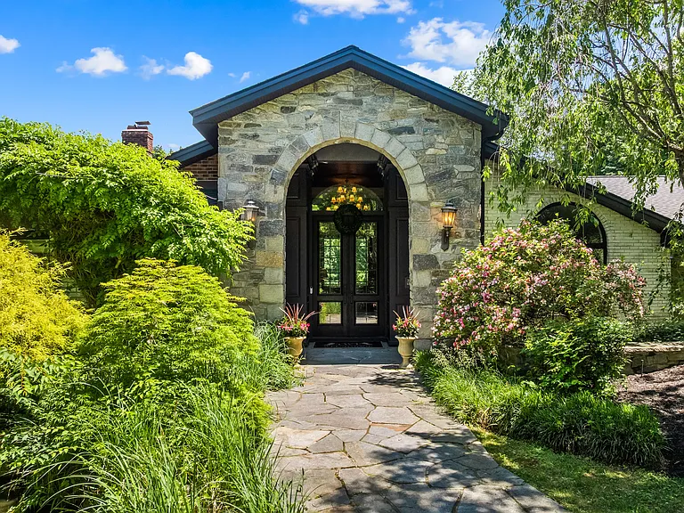 224 Wilson Rd — Photo 33