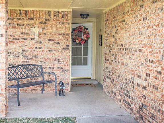 3rd image of 5205 Sunnyside Dr