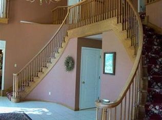 6330 Lost Woods Ln, Hudson, OH 44236