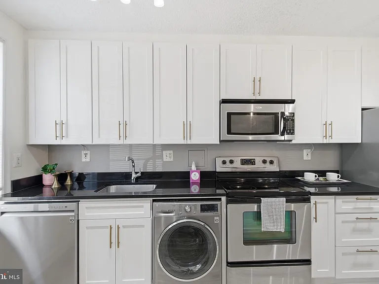 504 Bashford Ln #3111 — Photo 8