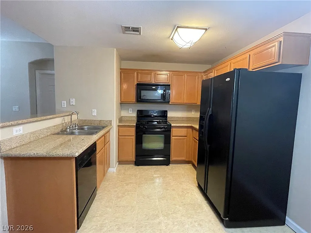 2 bed, 2.0 bath, 1029 sqft, $1,495 — Photo 4