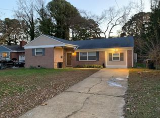 12 Fox Grove Dr, Hampton, VA 23664