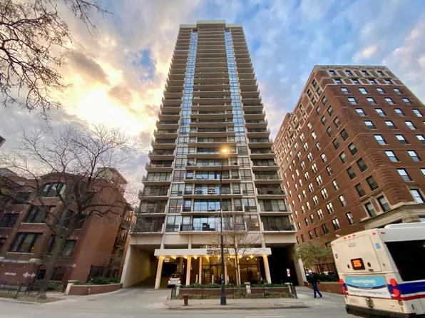3150 N Sheridan Rd #25CD, Chicago, IL 60657