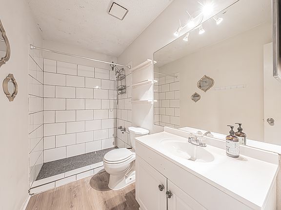 2nd image of 1508 6th Ave Unit 1508