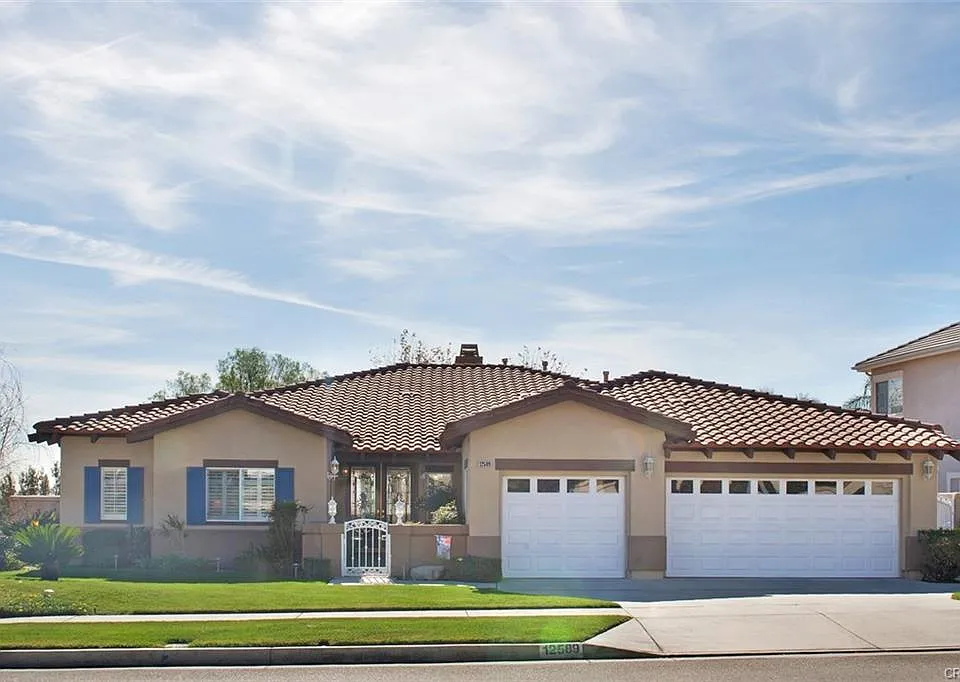 12589 Carmel Knolls Dr