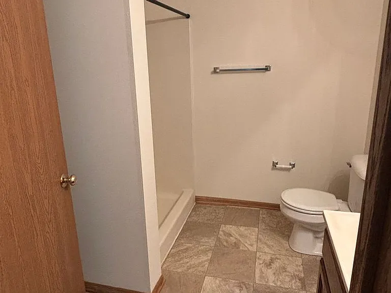 W1083 Lewis Ln — Photo 16