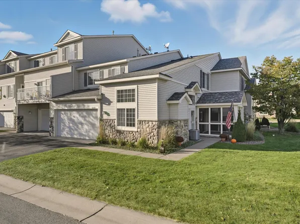 6810 Pine Crest Trl S, Cottage Grove, MN 55016