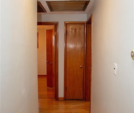 5th image of 2613 Parker Blvd