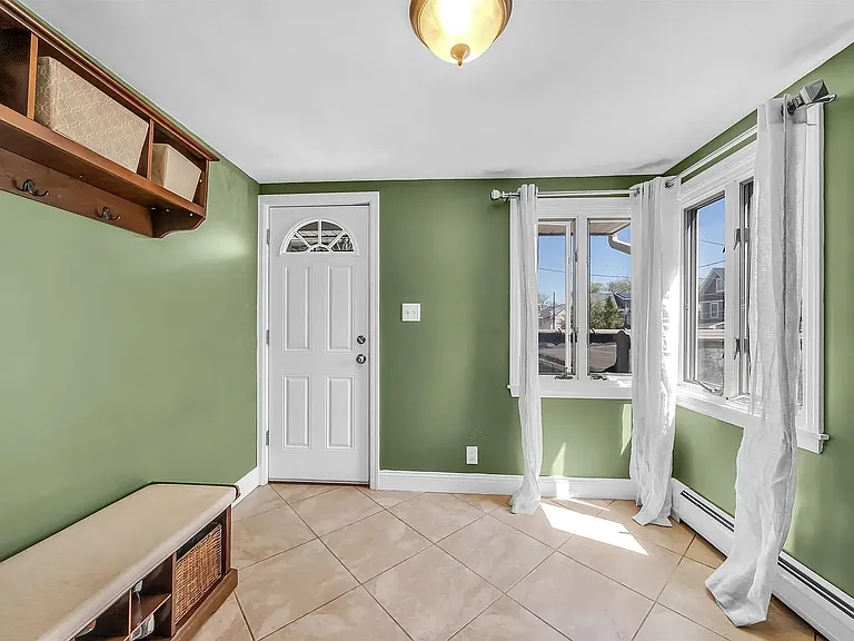 90 Union Ave #1 — Photo 22