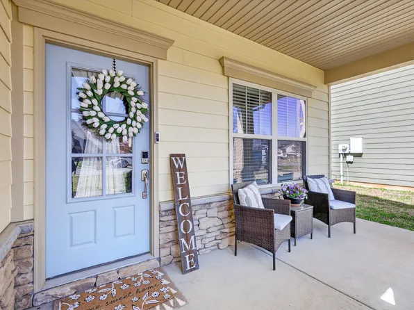 5810 Enclave Dr, Murfreesboro, TN 37128