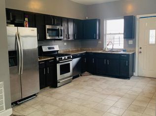 1326 N Harding Ave #2, Chicago, IL 60651