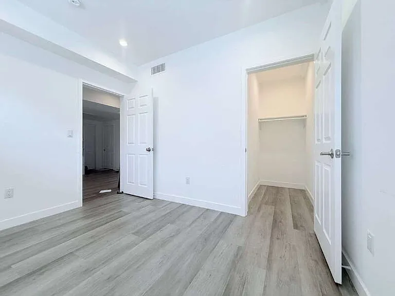 1258 Leighton Ave #B — Photo 19