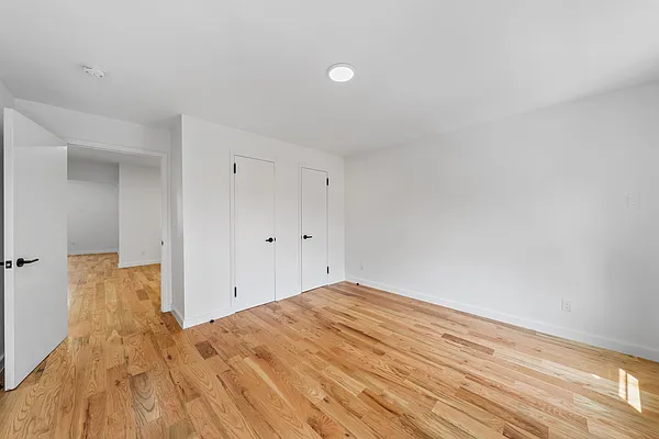 Rented by Nooklyn NYC LLC | media 10