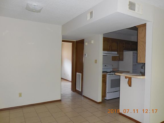 3rd image of 500 N Main St APT C