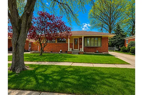 6206 Berwyn St Photo 1