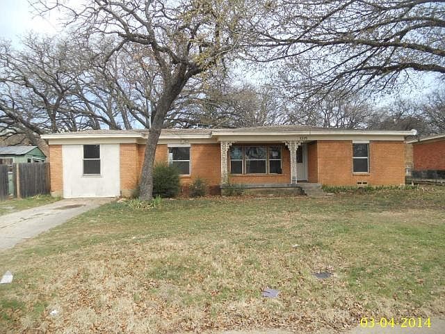 1st image of 1319 Ross Dr
