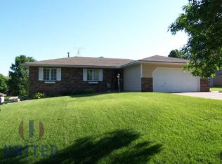 2025 31st Street Ct, Sioux City, IA 51104