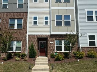 425 King Closer Dr, Cary, NC 27519