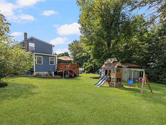 5th image of 58 Red Oak Dr