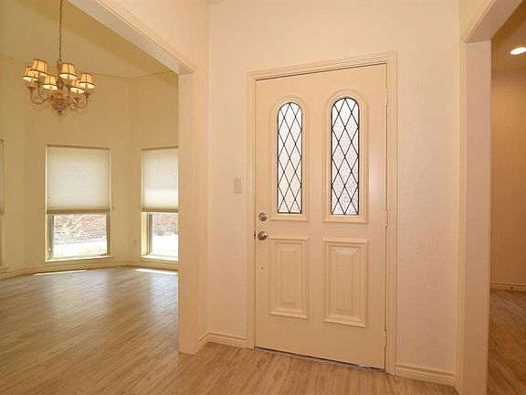 4th image of 7454 Courtside Dr