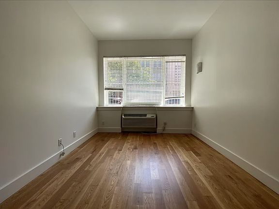 5th image of 91 Varet St #1A