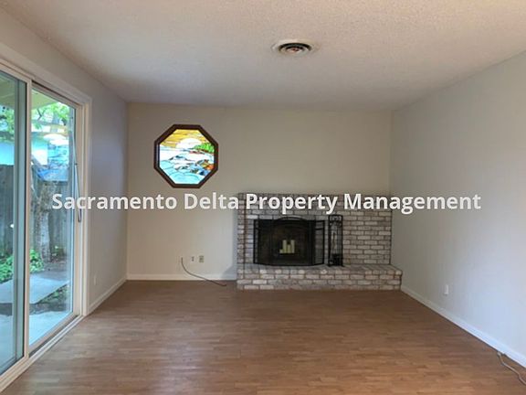 5th image of 8355 Grinnell Way
