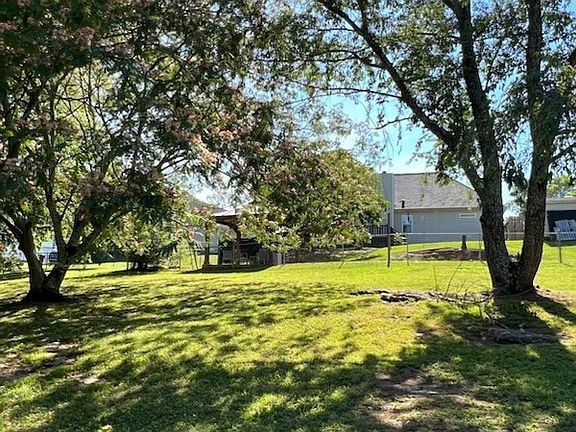 4th image of 3412 Belle Chase Dr