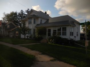 200 W Main St, Alma Center, WI 54611