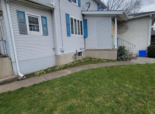 536 Moosic Rd FLOOR 2, Old Forge, PA 18518