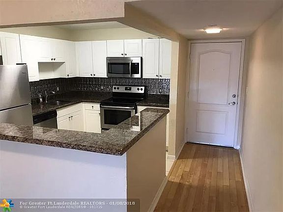 2nd image of 770 SE 2nd Ave APT F201