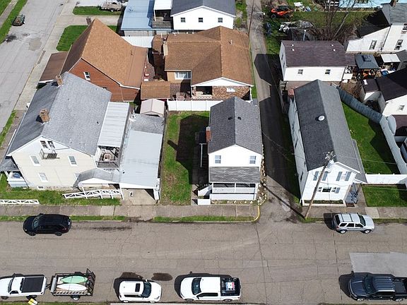 4th image of 2404 Main Street