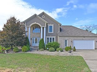 12 Sheila Ct, Hamilton, OH 45013