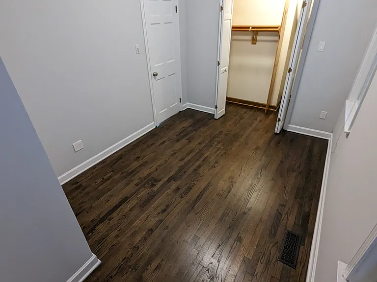 1314 W Addison St #1F — Photo 8