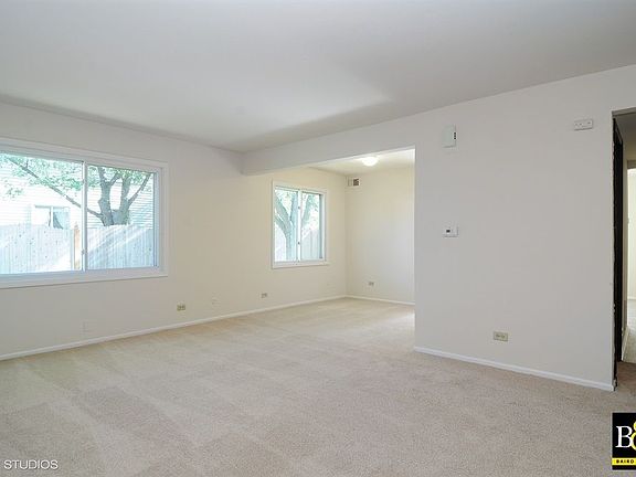 4th image of 5029 Chambers Dr