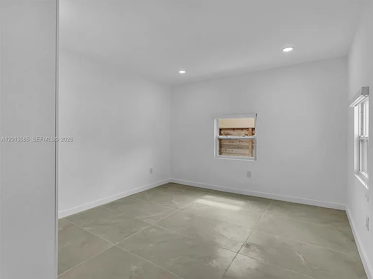 107 Central Ave — Photo 22