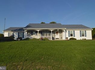 1914 Clydesdale Dr, Mohrsville, PA 19541