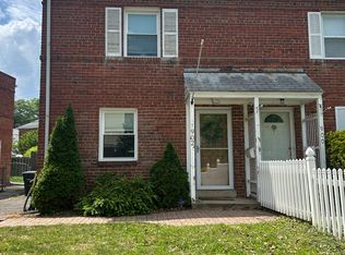 902 S Highland St, Arlington, VA 22204