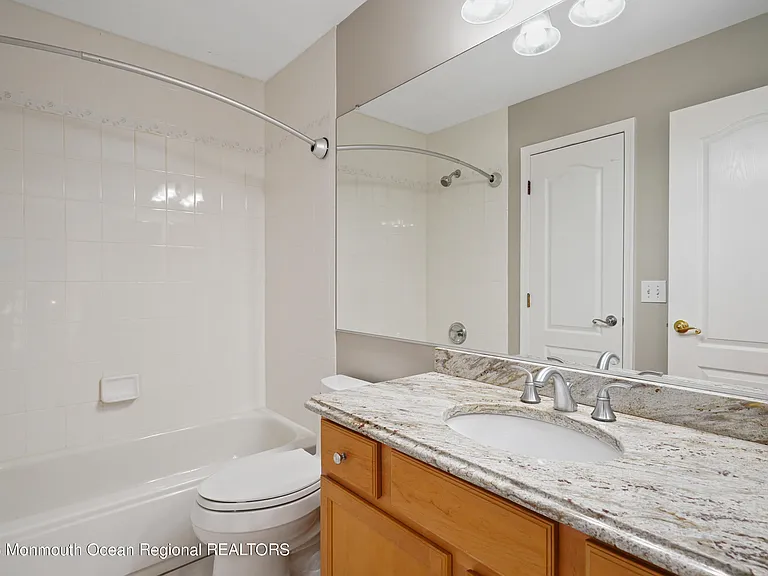 194 Pelican Ct — Photo 43