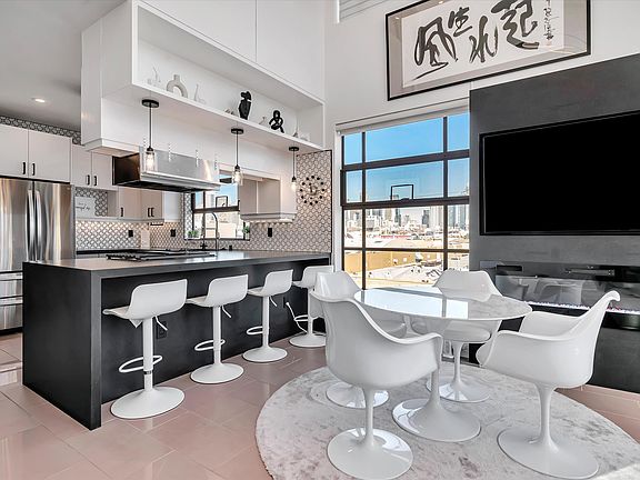 4th image of 590 6th St APT 301