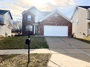 1121 Oakley Ln, Lake Saint Louis, MO 63367